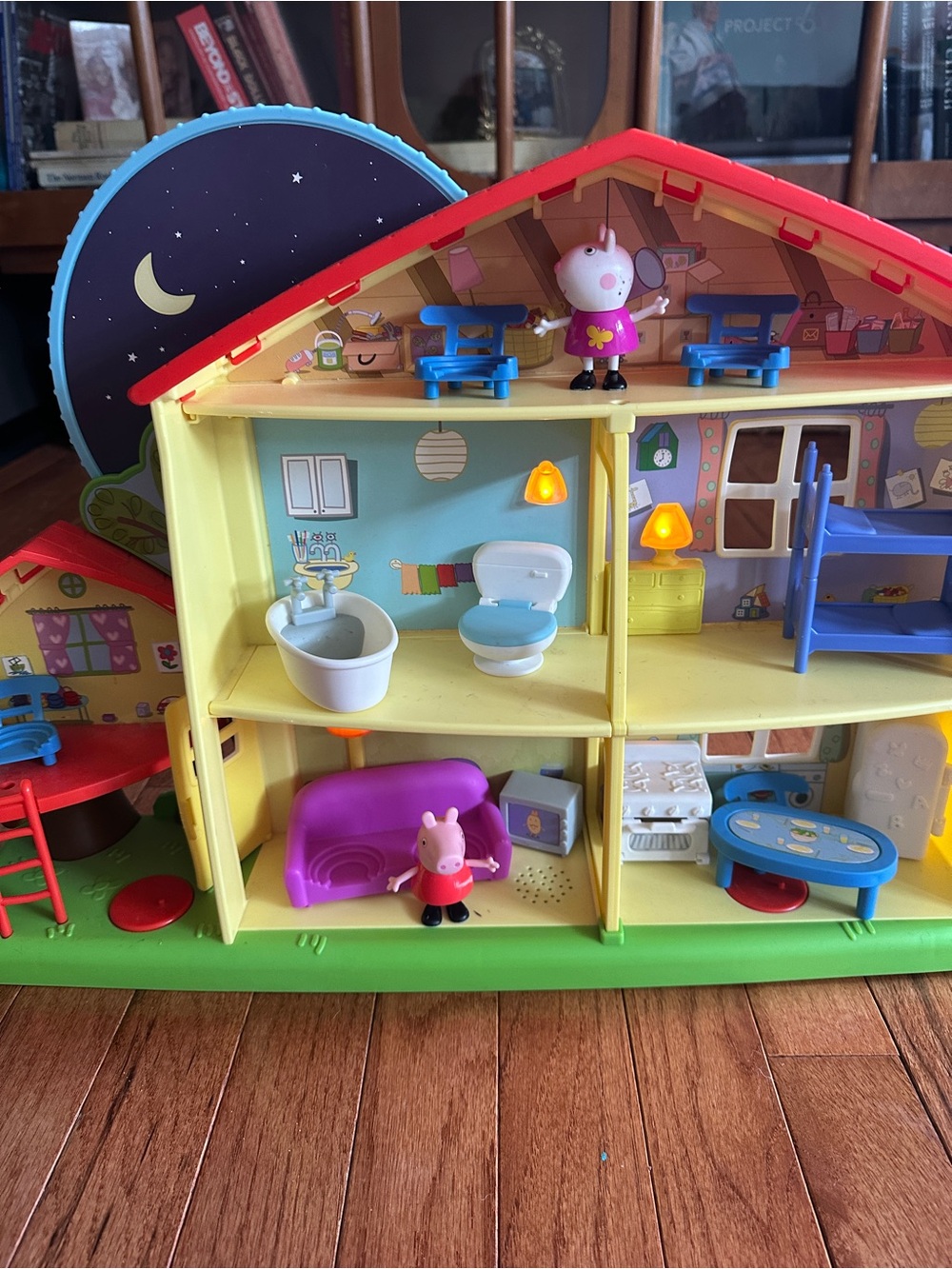 Peppa Pig Adventures Peppa's Playtime to Bedtime - Picture 4 of 5
